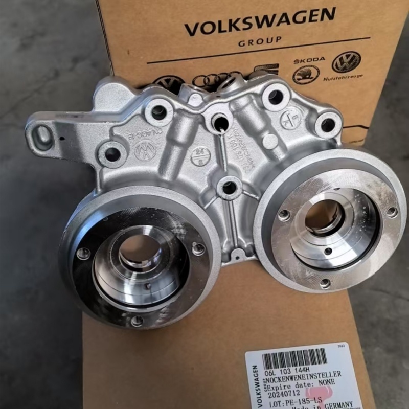 Опорный кронштейн распредвалов AUDI SEAT VW 1.8/2.0TFSI 12~ 06L103144H